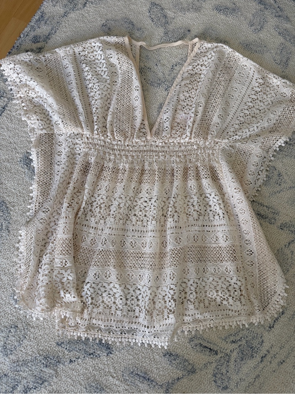 Xhilaration Cream Crochet Lace V-Neck beach coverup